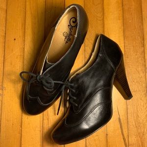 Seychelles Oxford Bootie Lace-up Pump Black SZ 9